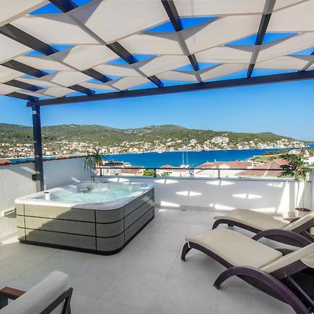Vinišće Villa Dalmatian Child With Swimming Pool, Close To The Beach المظهر الخارجي الصورة