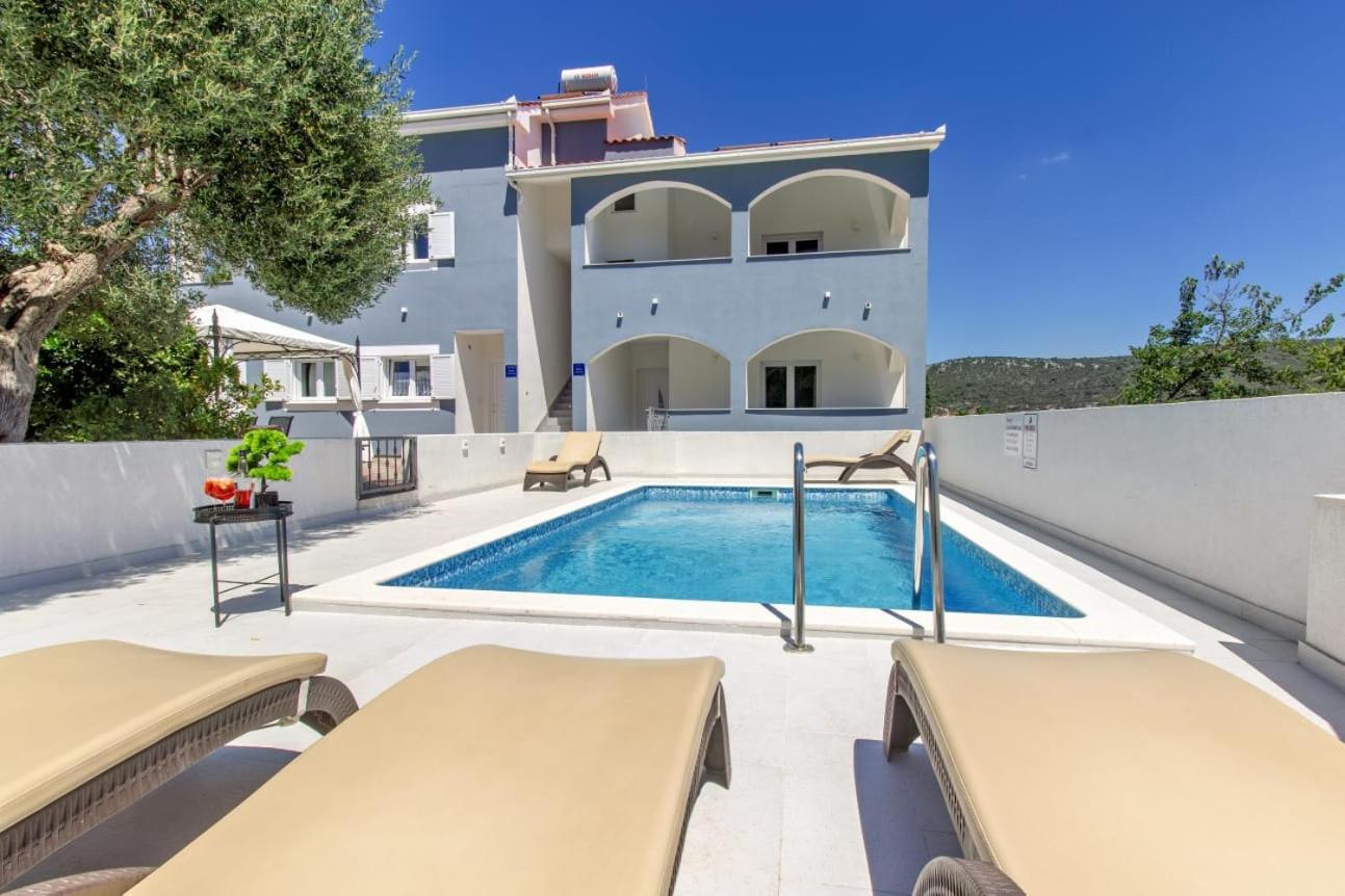 Vinišće Villa Dalmatian Child With Swimming Pool, Close To The Beach المظهر الخارجي الصورة